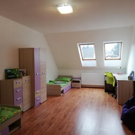 V Podkroví *